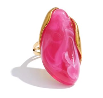 Anillo Ajustable de Resina y Acero Inoxidable Chapado en Oro 18K