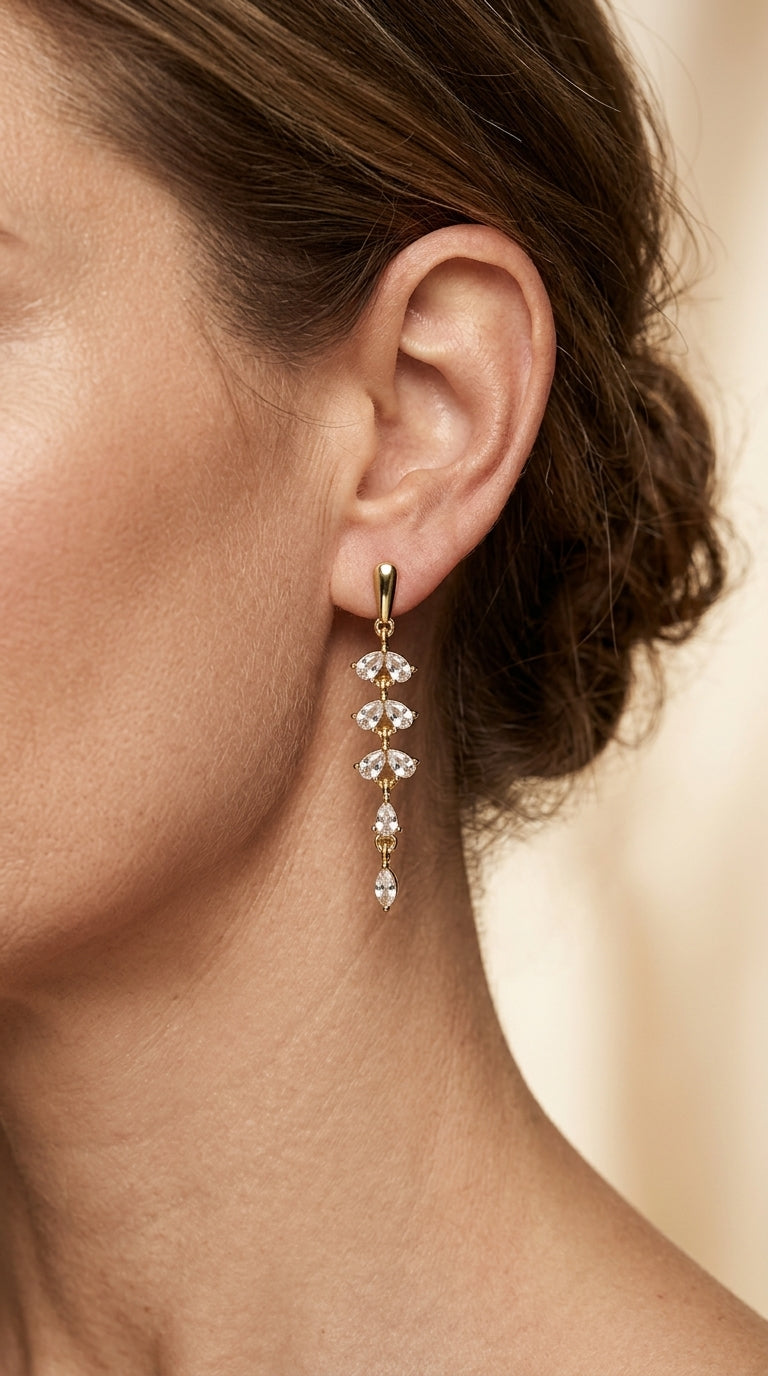 Pendientes Hoja Dorados con Circonitas | Baño de Oro 18K