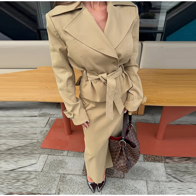 SILUETA | Conjunto de chaqueta y falda larga