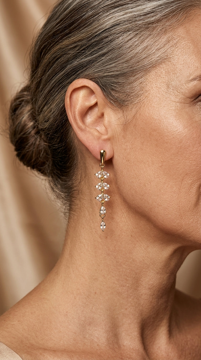 Pendientes Hoja Dorados con Circonitas | Baño de Oro 18K