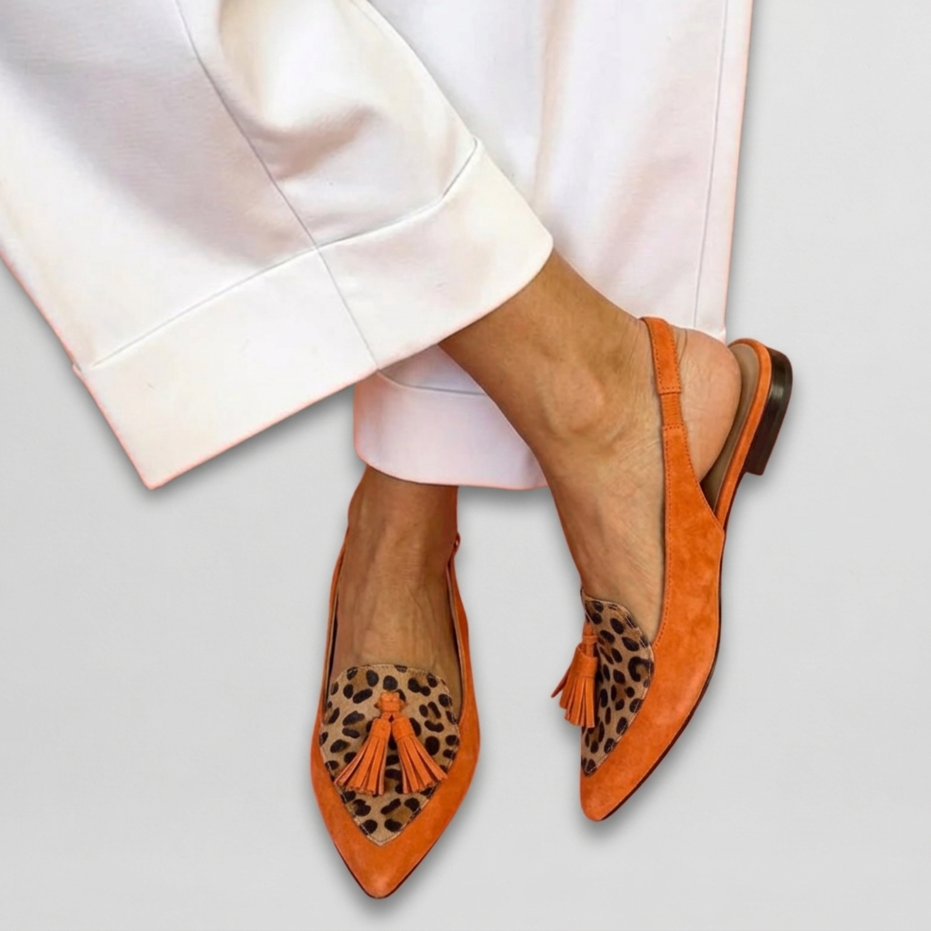 BRISA | Sandalias planas con tiras y borlas